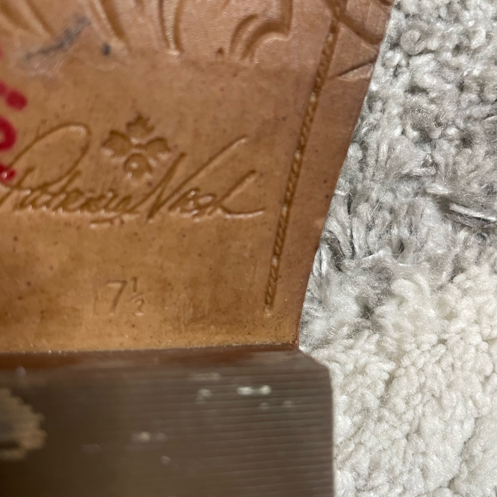 Patricia Nash Suede Mules - Picture 4 of 5